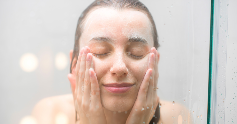 Should You Wash Your Face in the Shower DCSI